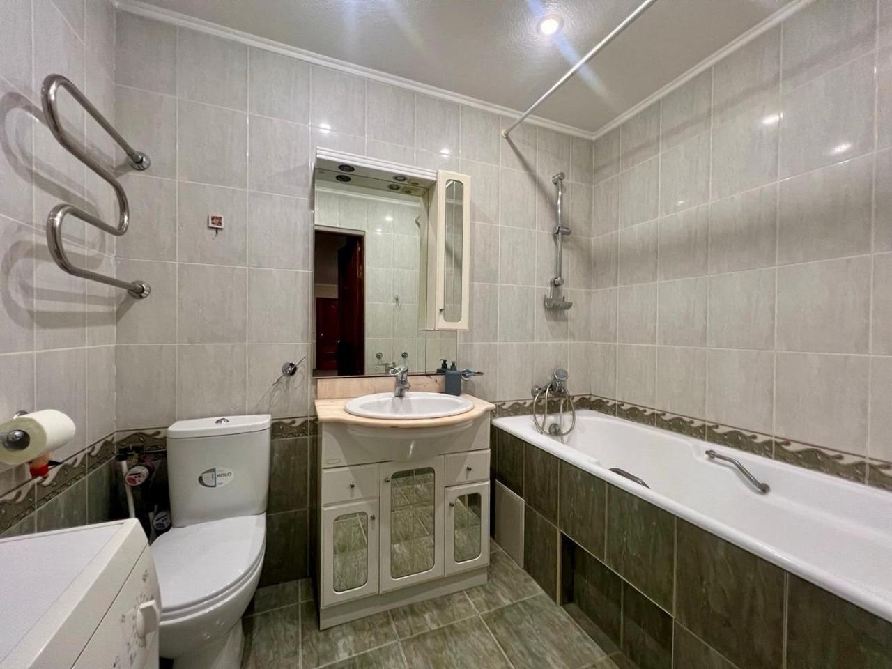 Apartment In The Center Of Kiev Eksteriør bilde