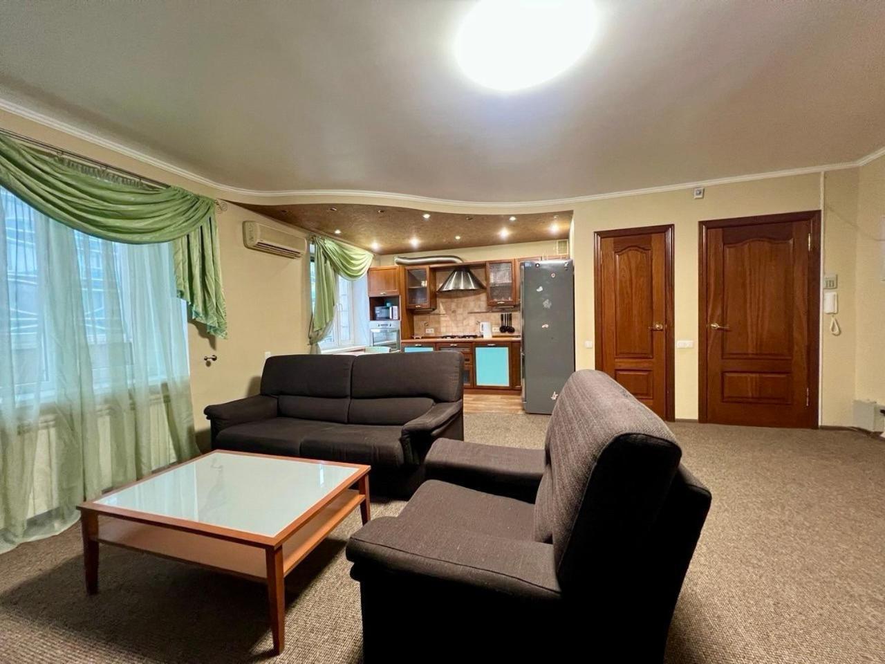 Apartment In The Center Of Kiev Eksteriør bilde