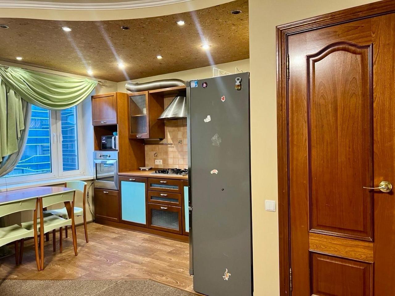 Apartment In The Center Of Kiev Eksteriør bilde